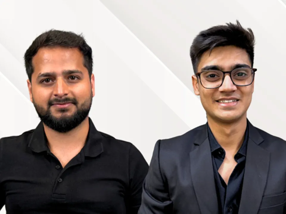 (L-R) Hardik Bhatia (CEO) and Devansh Shah (CTO) of Sustvest