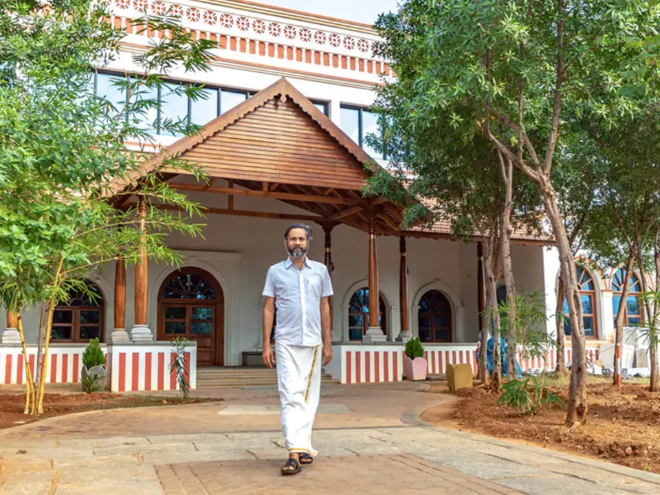 zoho cofounder sridhar vembu