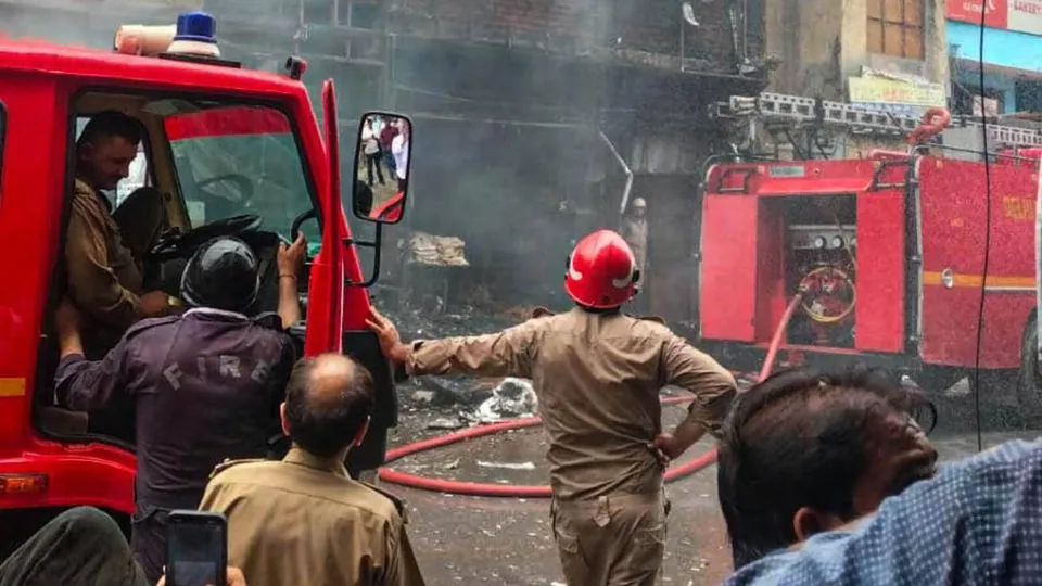 Delhi fire