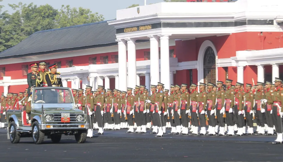 Chief of Defence Staff of Sri Lanka General Shavendra Silva inspects the Guard of Honour during the passing out parade at the Indian Military Academy (IMA), in Dehradun
