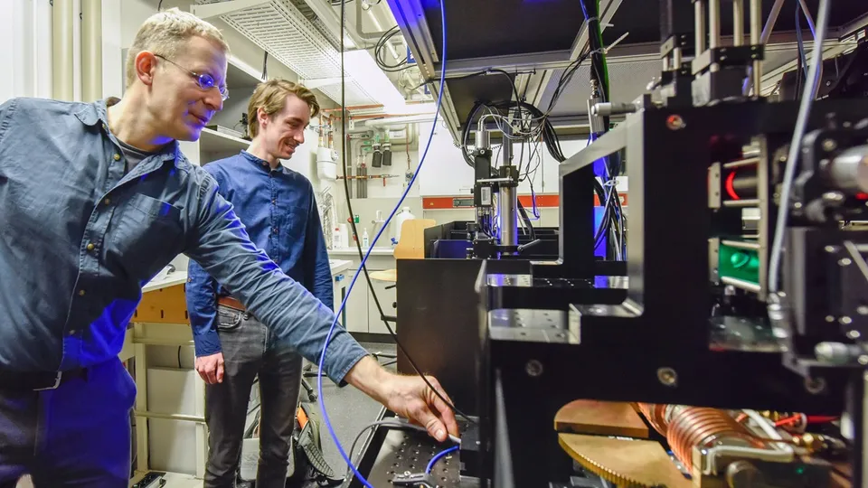 lab physicists