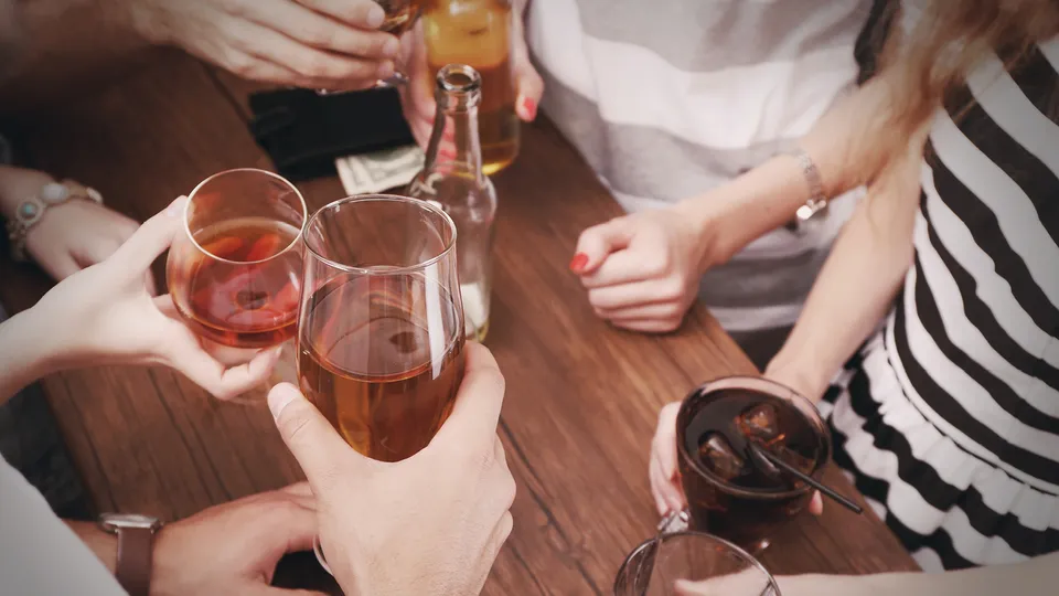 Alcohol_Drug_Drinks_Party