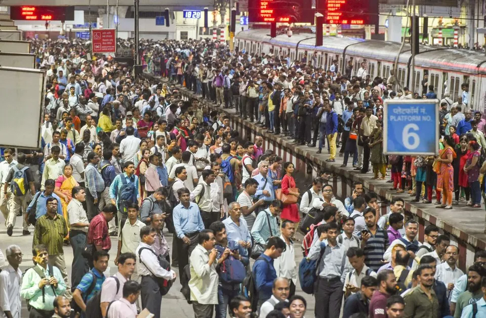 Crowd Population.jpg
