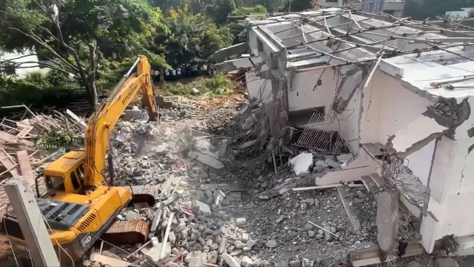 Bengaluru building collapse