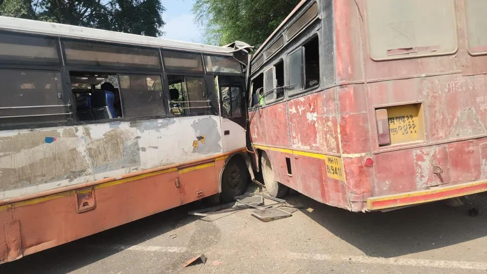 Pune-Solapur Highway Accident