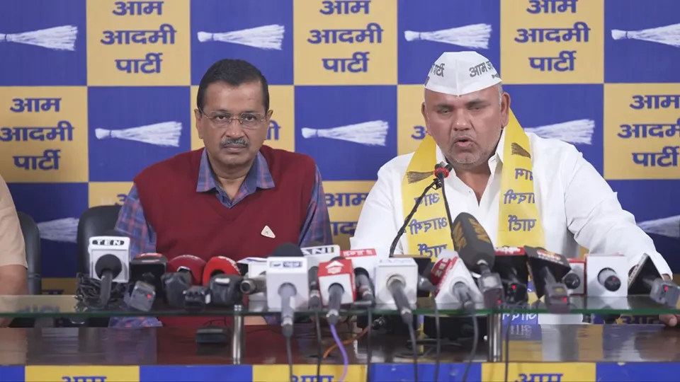 Sumesh Shokeen Arvind Kejriwal