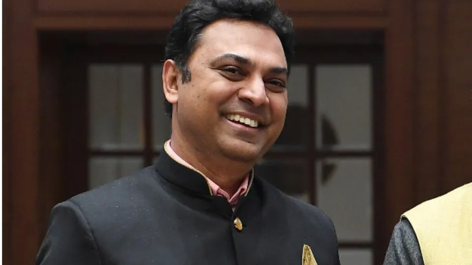 K V Subramanian