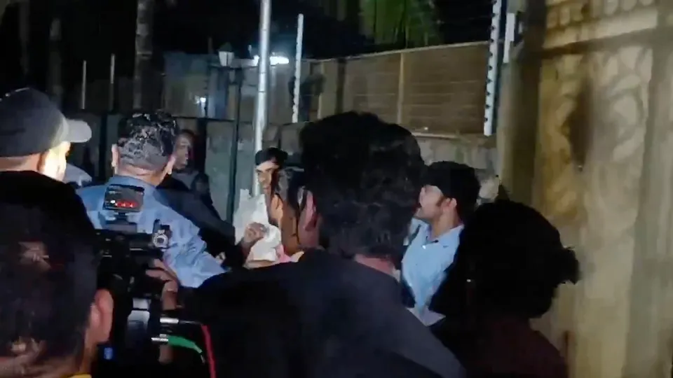 Voilence at Mohan Babu's home