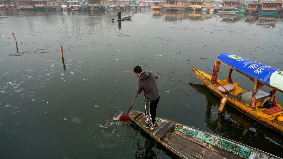 Chilla-i-Kalan Kashmir Dal Lake Srinagar