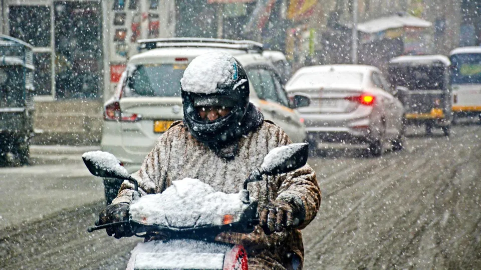 Srinagar Snowfall Jammu and Kashmir Snowfall Kashmir Winters