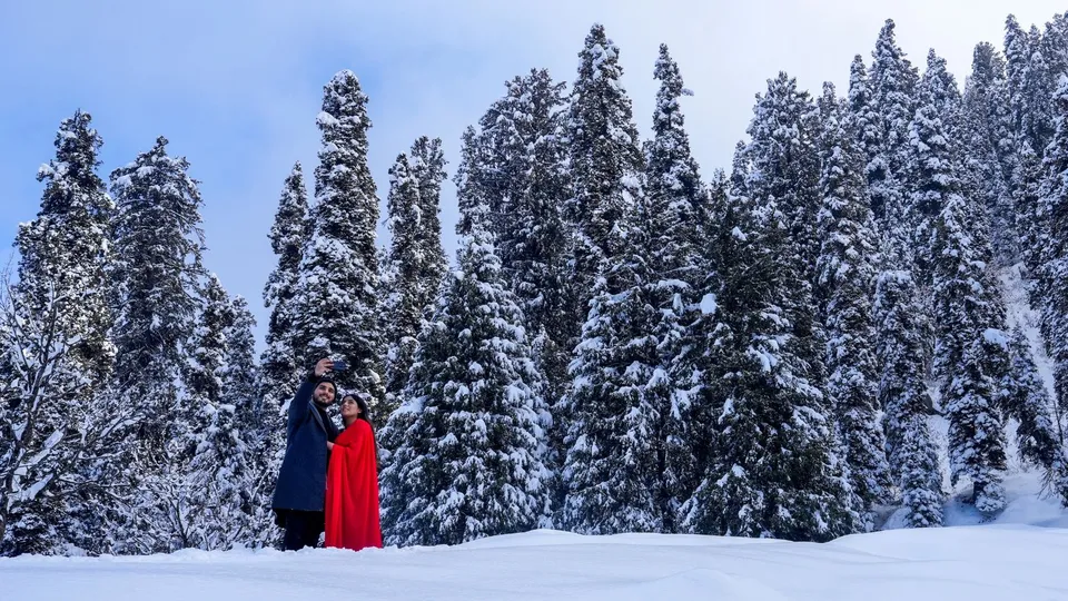 Kashmir Snowfall Kashmir Weather Kashmir Winters Gulmarg