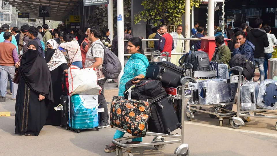 Delhi Airport Fog Flight Delay