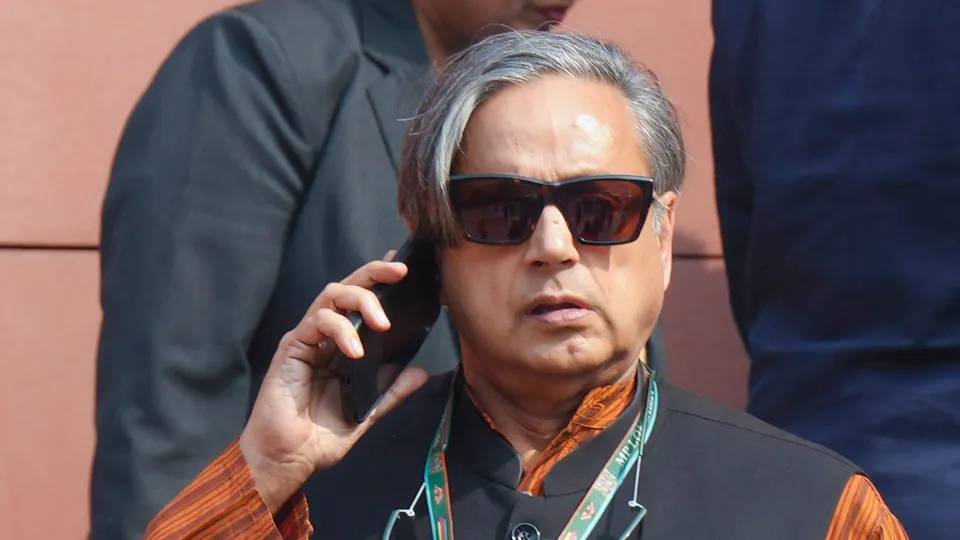 Shashi Tharoor Congress