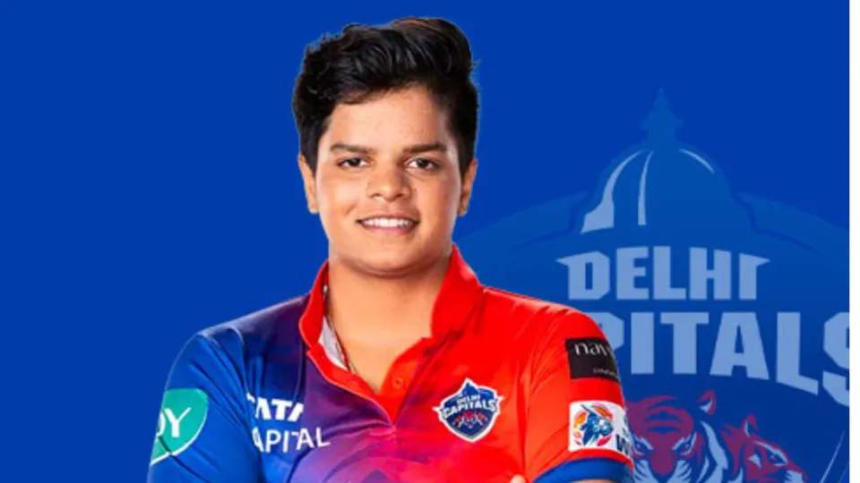 Saifali Verma Delhi Capitals image.jpg
