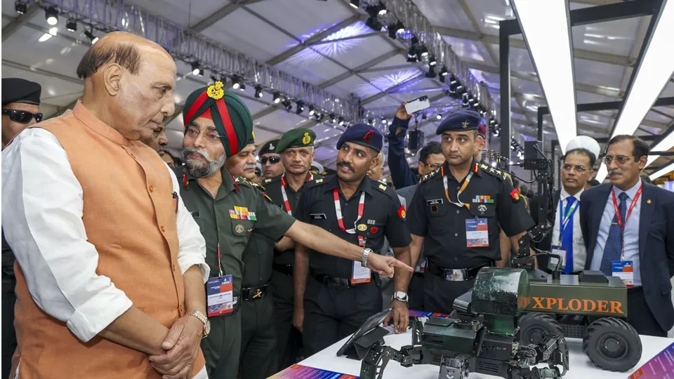 Rajnath Singh In Aero India