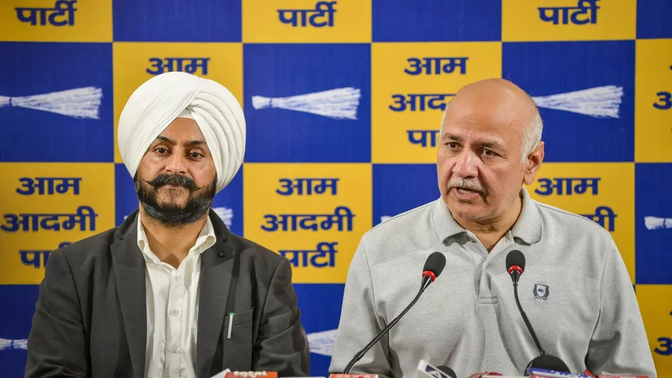 Manish Sisodia Jarnail Singh