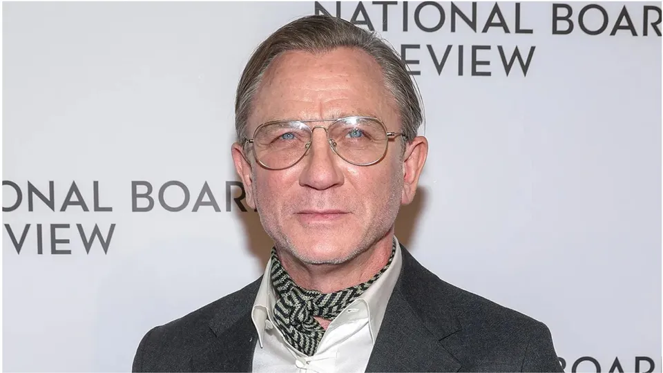 Daniel craig image