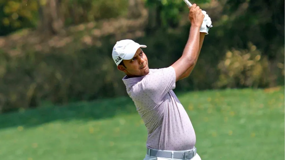 Indian golfer Veer Alahawat image