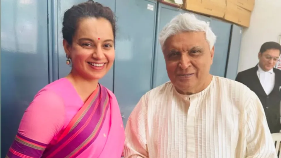 Kangana Ranaut with Javed Akhtar image