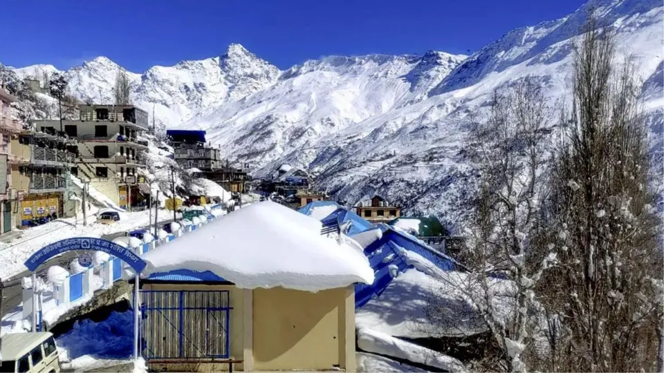 Snowfall in Lahauli image
