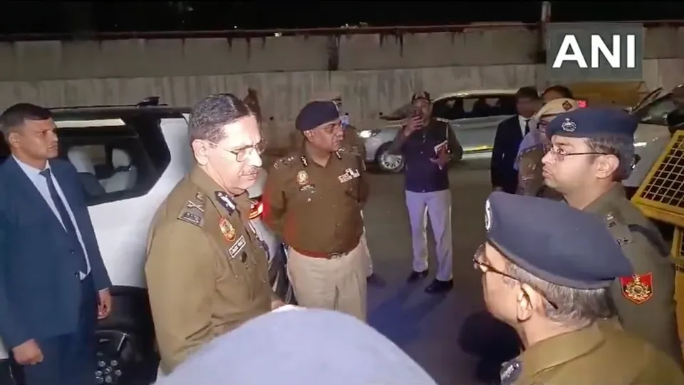 Delhi Police Commissioner Sanjay Arora meets the police officials and reviews the security operation being carried out from 9 pm to 2 am under night patrolling in Defence Colony on Tuesday, March 4, 2025.