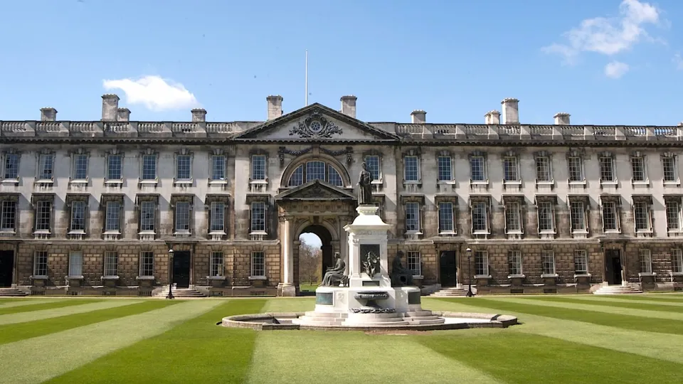 King’s College London