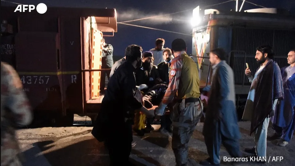 Pakistan train hijack