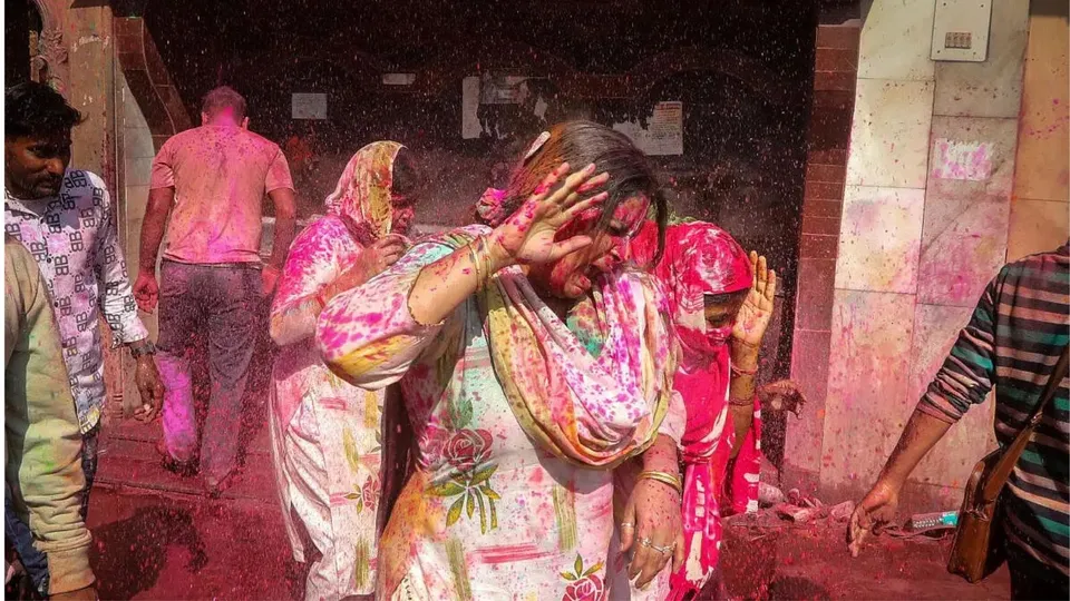 Holi celebration image