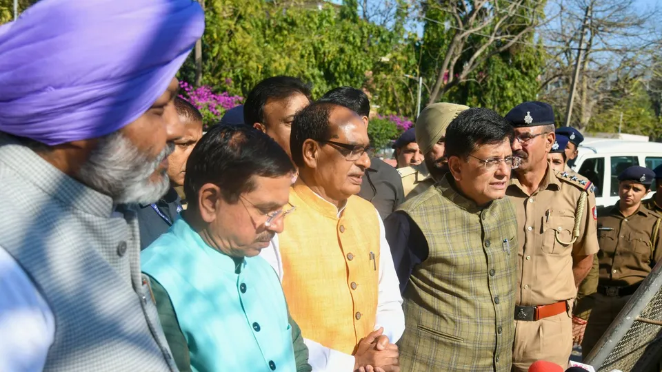 Shivraj Singh Chouhan Farmers Protest