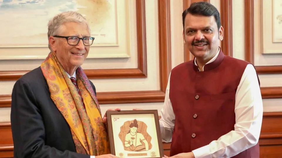 Devendra Fadnavis Bill Gates
