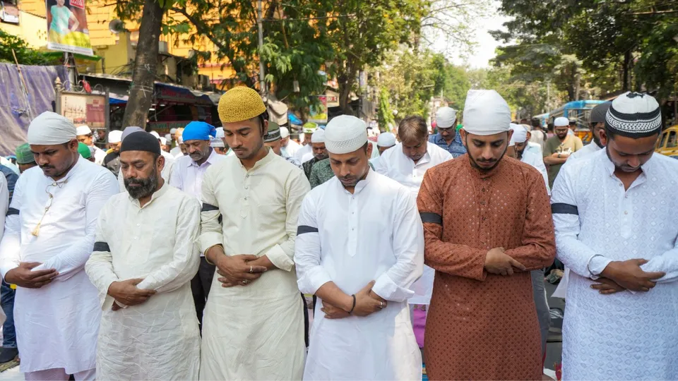 Muslims offering prayer during Ramadan
