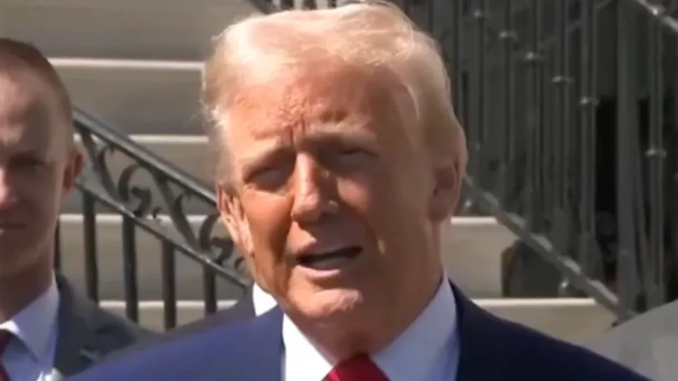 Donald Trump pauses tariffs