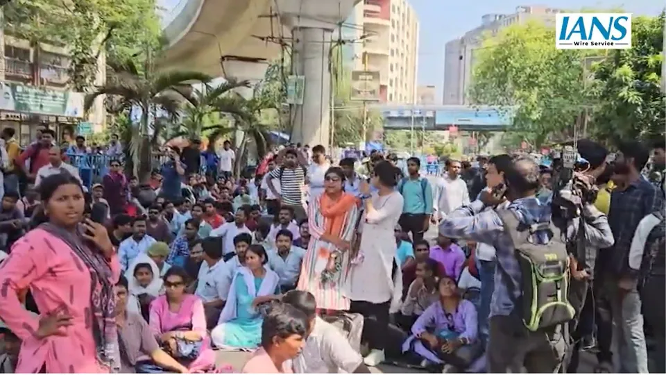Bengal teacher protest