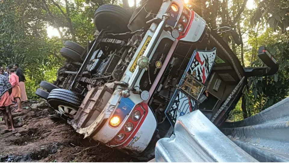 Erumely Bus Accident