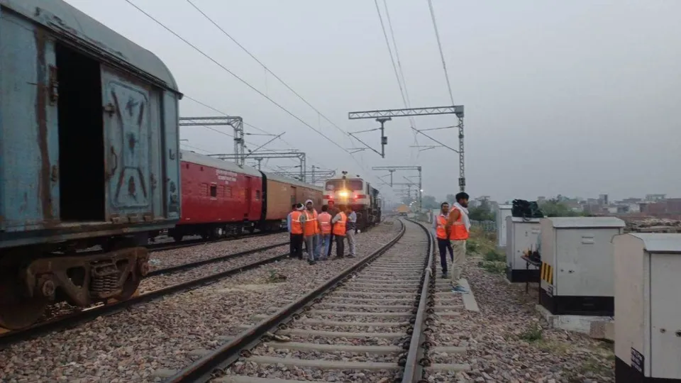 Khurja Train Derail