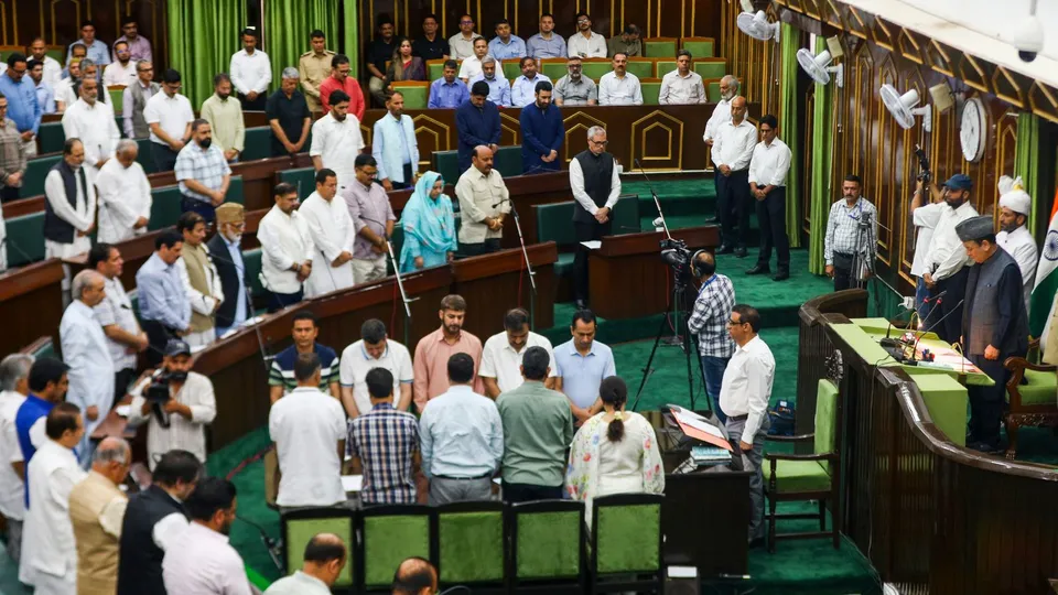 CM Omar Abdullah with MLAs observes silence to pay tributes to the victims of Pahalgam terror attack during the one-day special session of the J&K Assembly, in Srinagar.