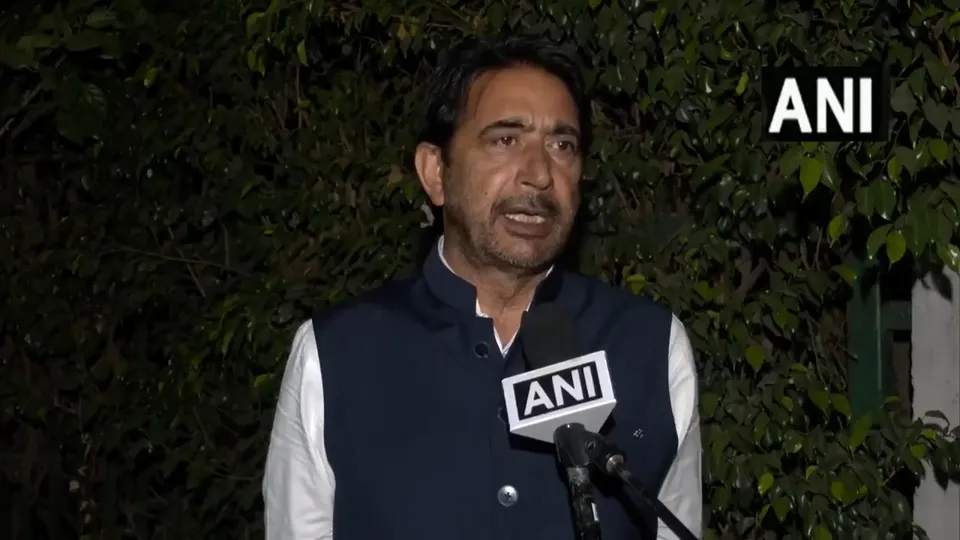 Gulam Ahmed Mir image 