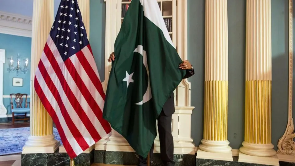 US Pakistan Flag US Pakistan Relations