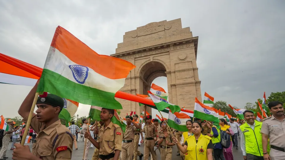 Tiranga Yatra in Delhi India Gate Indian Flag