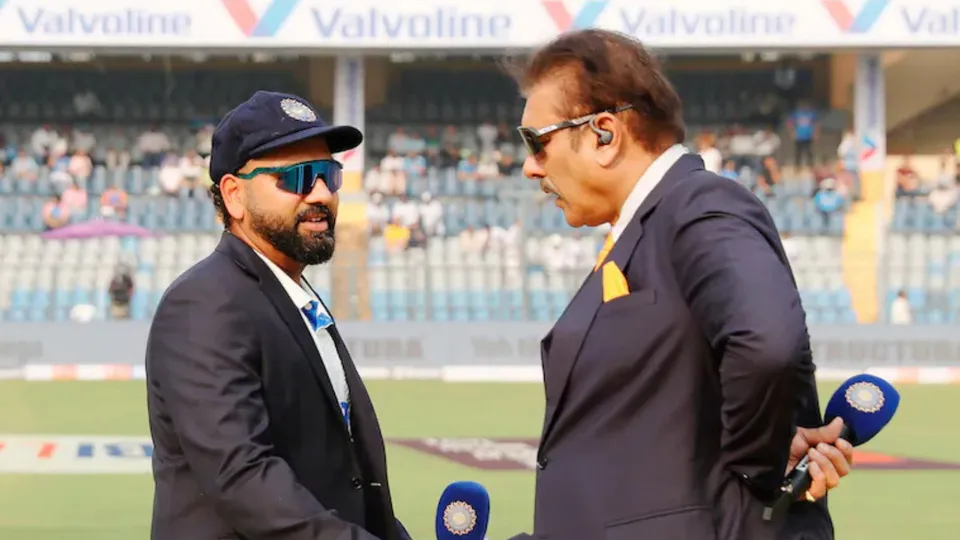 Rohit Sharma (L), Ravi Shastri (R)