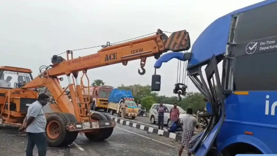 Karur Road Accident