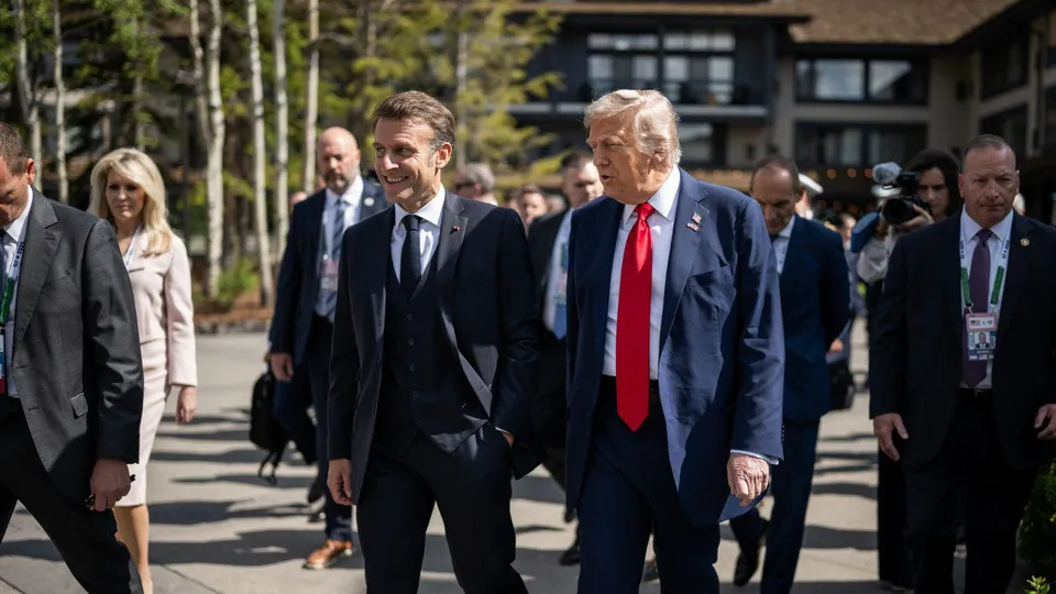 Donald Trump Emmanuel Macron G7 Summit