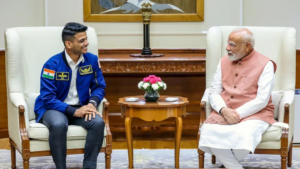 Narendra Modi Shubhanshu Shukla