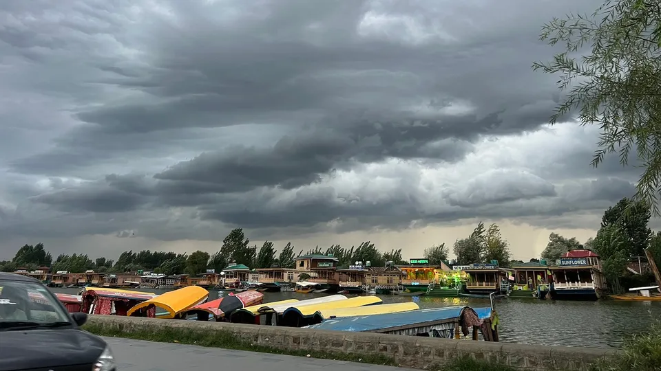 kashmir srinagar rains