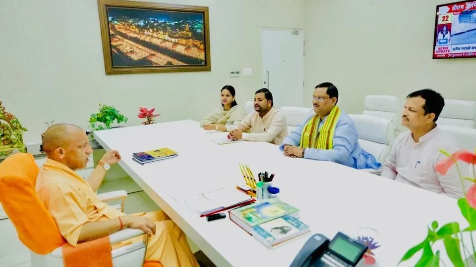 Office-bearers of the Akhil Bharatiya Vidyarthi Parishad (ABVP) met Chief Minister Yogi Adityanath in Lucknow on Sunday, Sept 7, 2025.