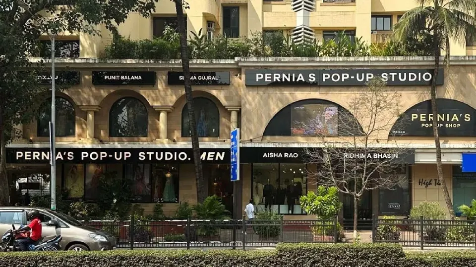 Purple Style Labs Pernia's Pop-Up Shop