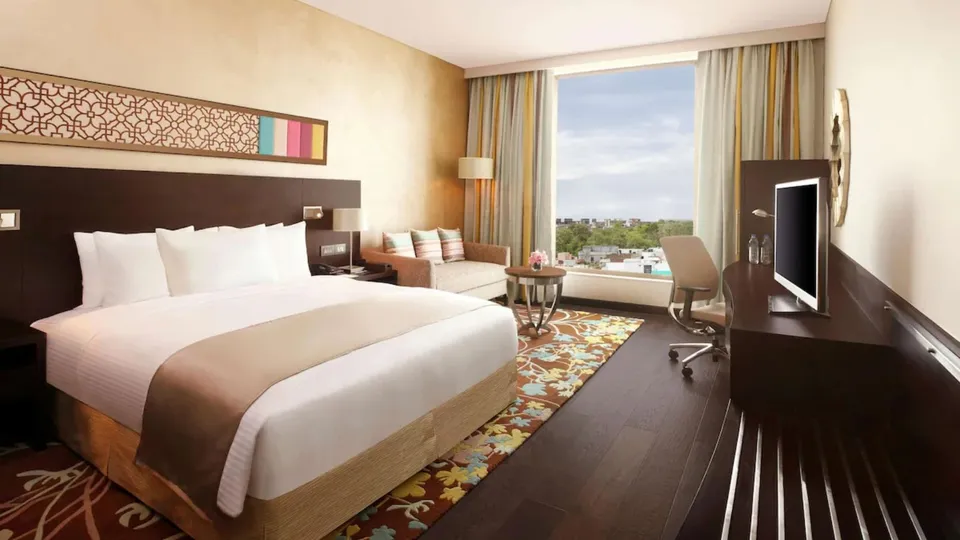 Hilton Radisson Indian Hotels Hyatt Ginger Hotels Taj Hotels