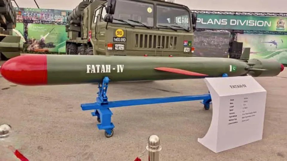 Fatah-4 cruise missile