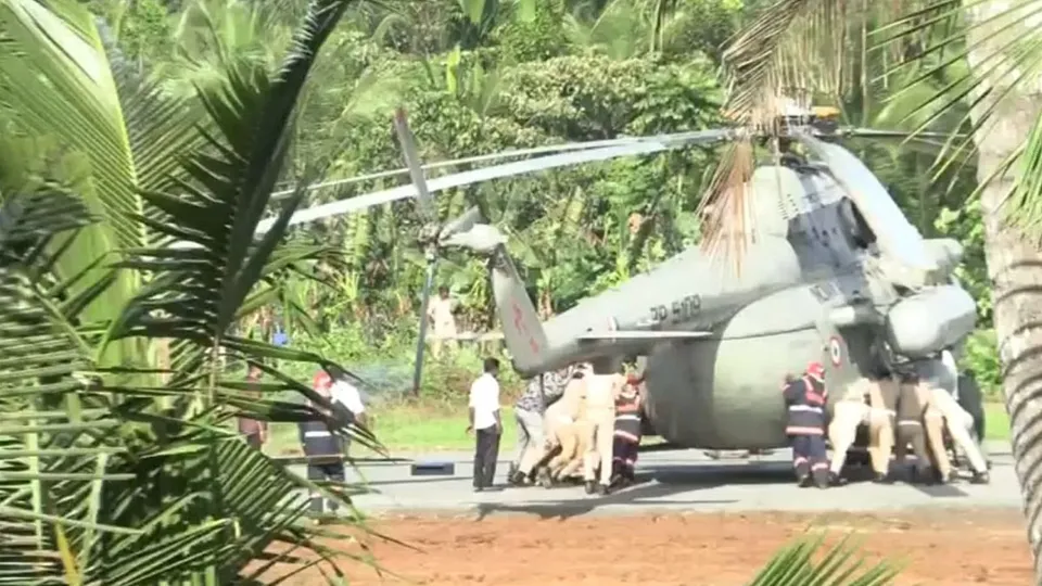 Droupadi Murmu's helicopter sinks