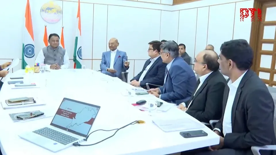 Mohan Charan Majhi with Vedanta chairman Anil Agarwal and Vedanta officials on Thursday, Oct 23, 2025.